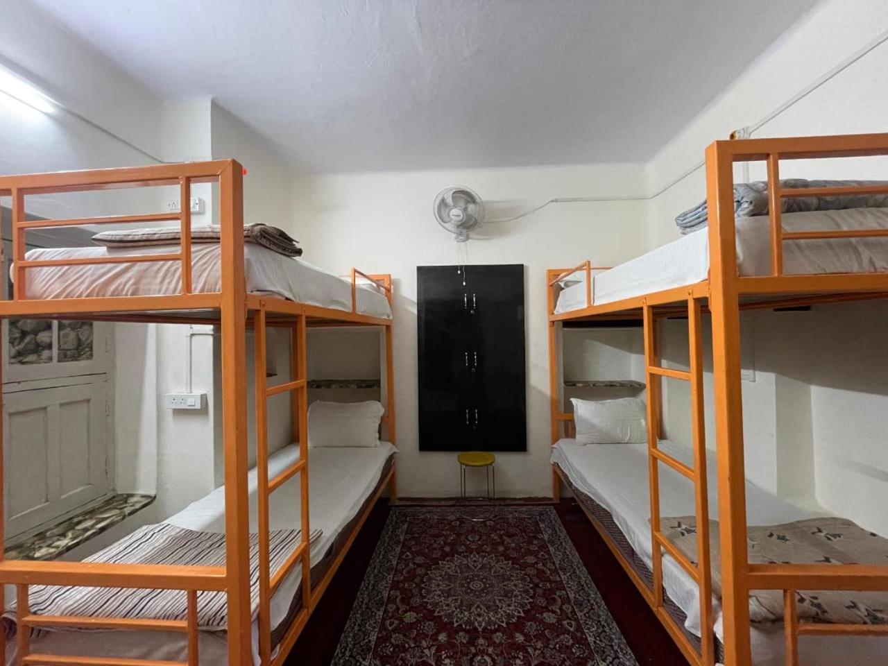 Inka Kashi Hostel Варанасі Екстер'єр фото