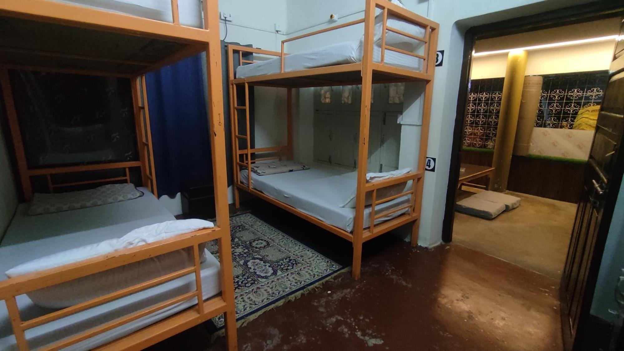 Inka Kashi Hostel Варанасі Екстер'єр фото